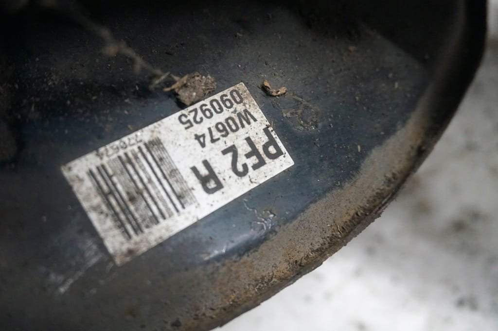 Toyota Prius III 09-15 Mcpherson Zwrotnica Amortyzator Prawa Przednia - obrazek 7