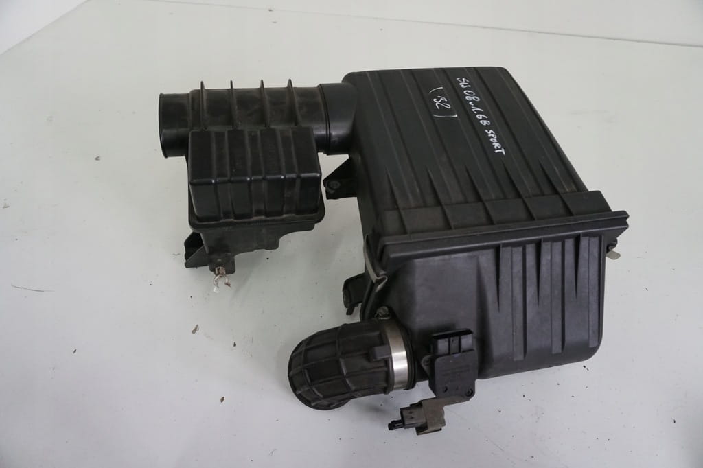 Suzuki Swift III Mk6 Sport Obudowa Filtra Powietrza 2008r