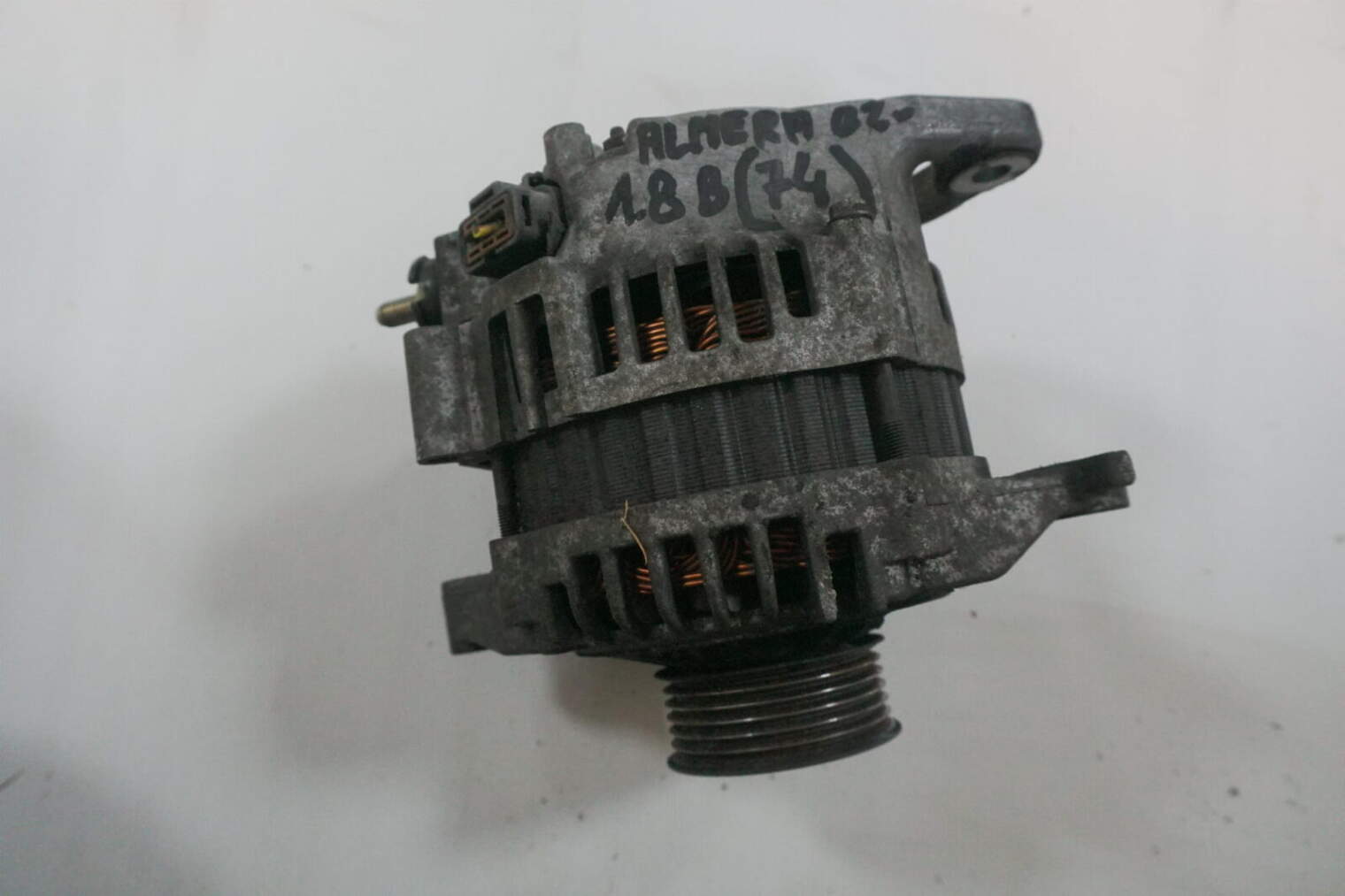 Nissan Almera N16 Alternator 23100bu010