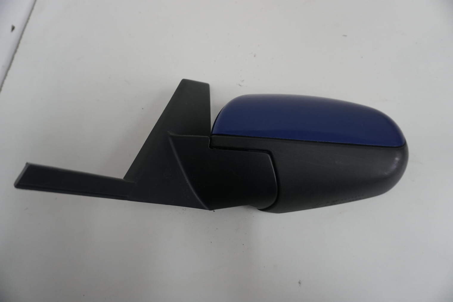 Mitsubishi Colt VI 3d Lusterko Lewe Kolor: 56u Angielskie