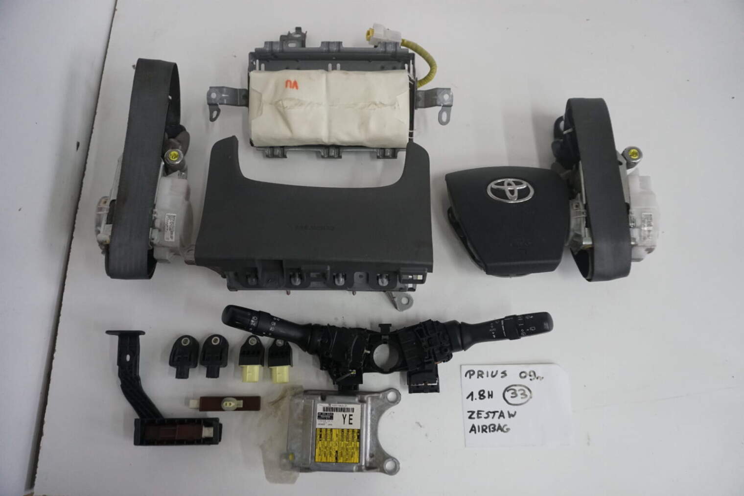 Toyota Prius III 09-15 Zestaw Airbag 89170-47110