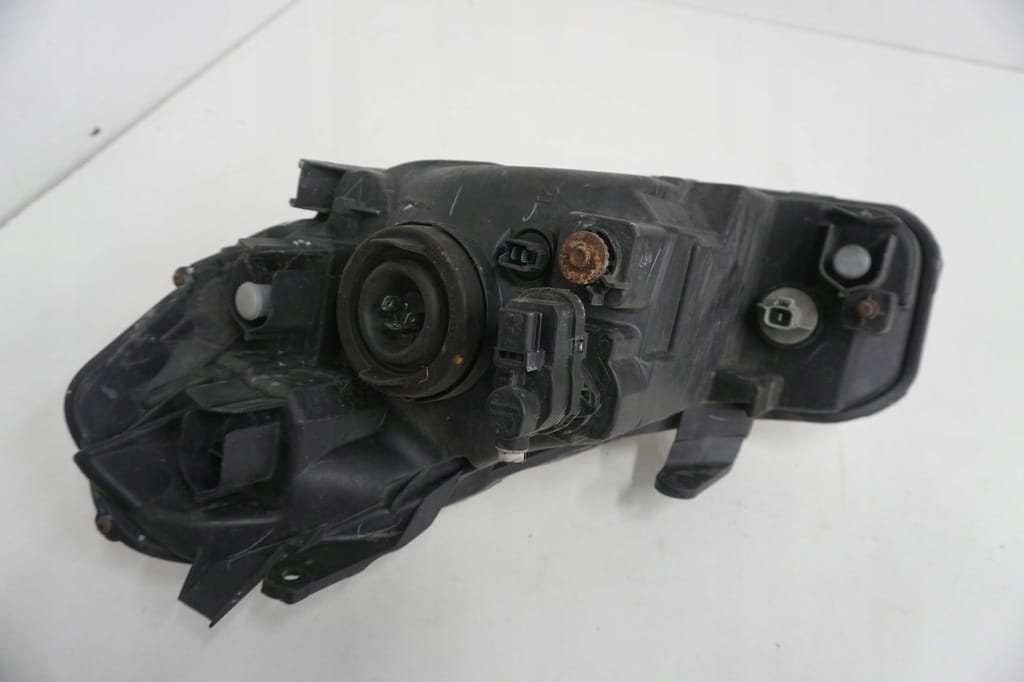 Suzuki Sx4 Sx-4 Lampa Prawa Przednia Uk Silniczek - obrazek 5