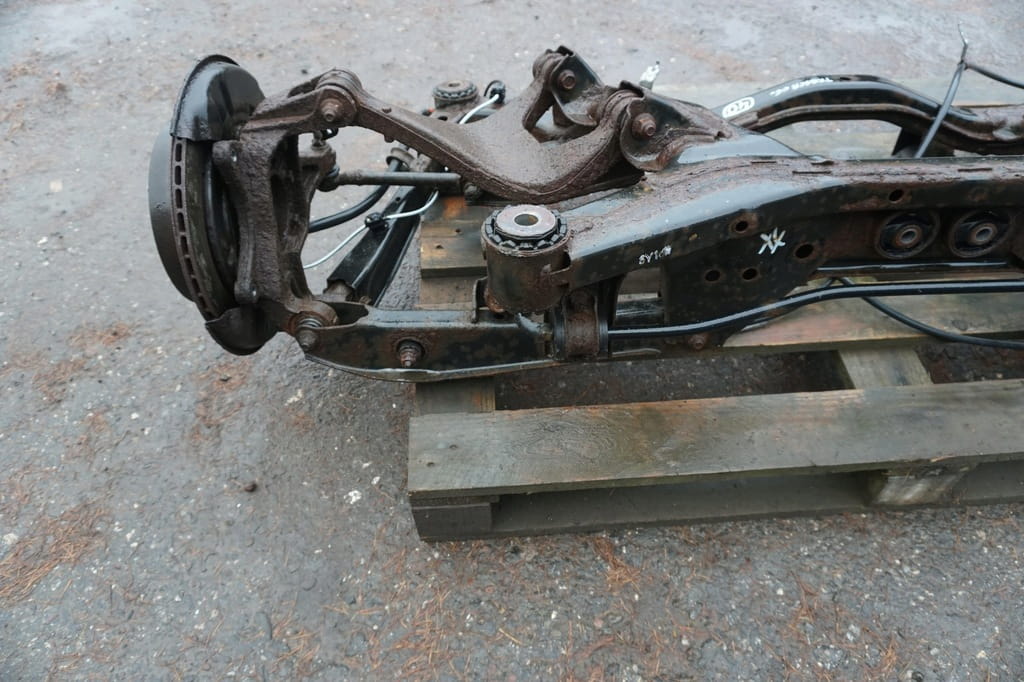Subaru Tribeca B9 Belka Zawieszenia Tylnego Wahacz Zwrotnica 2007rok - obrazek 9