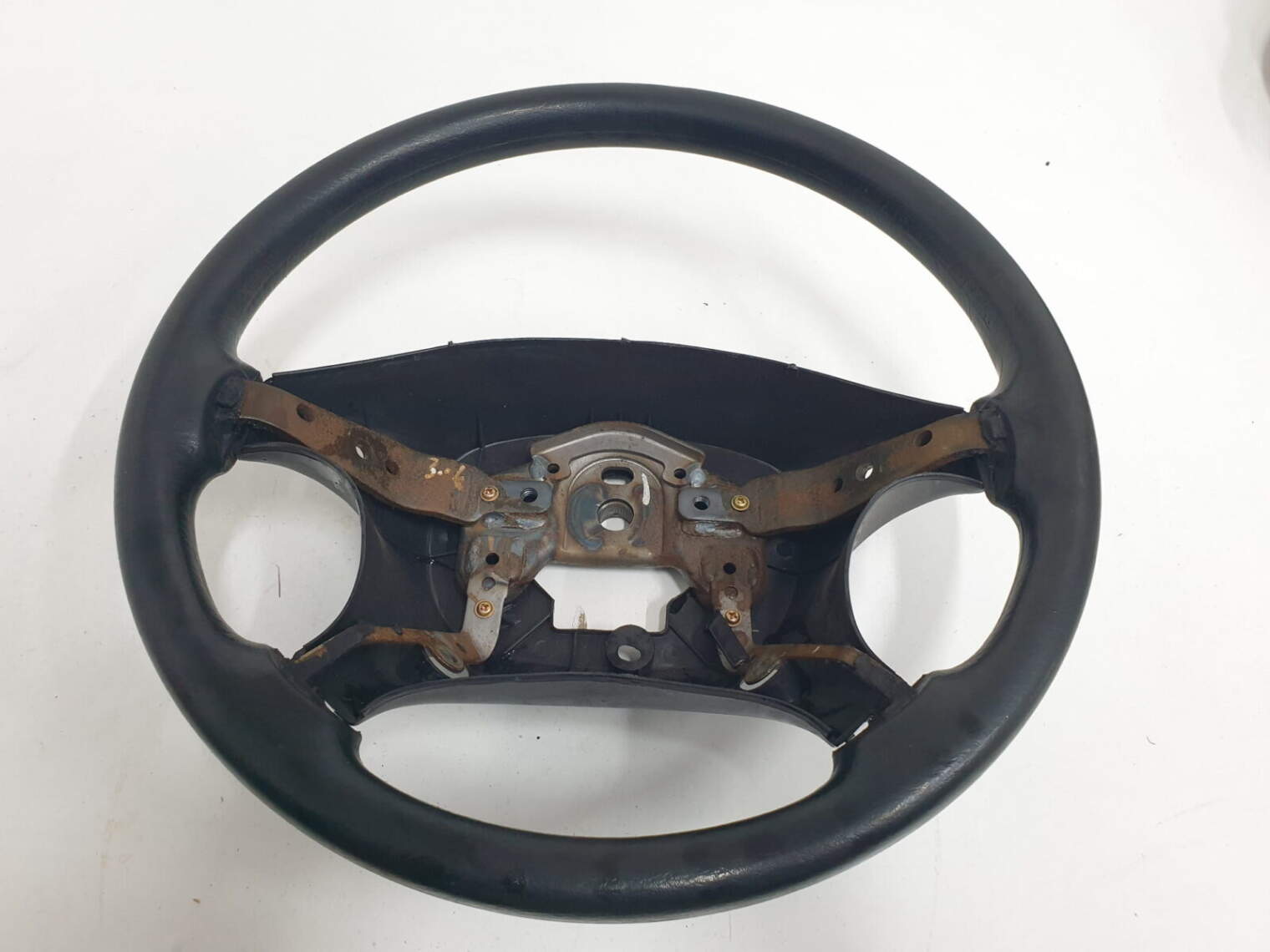 Kia Shuma II 2003r Kierownica K24t 32 982 K24t32982