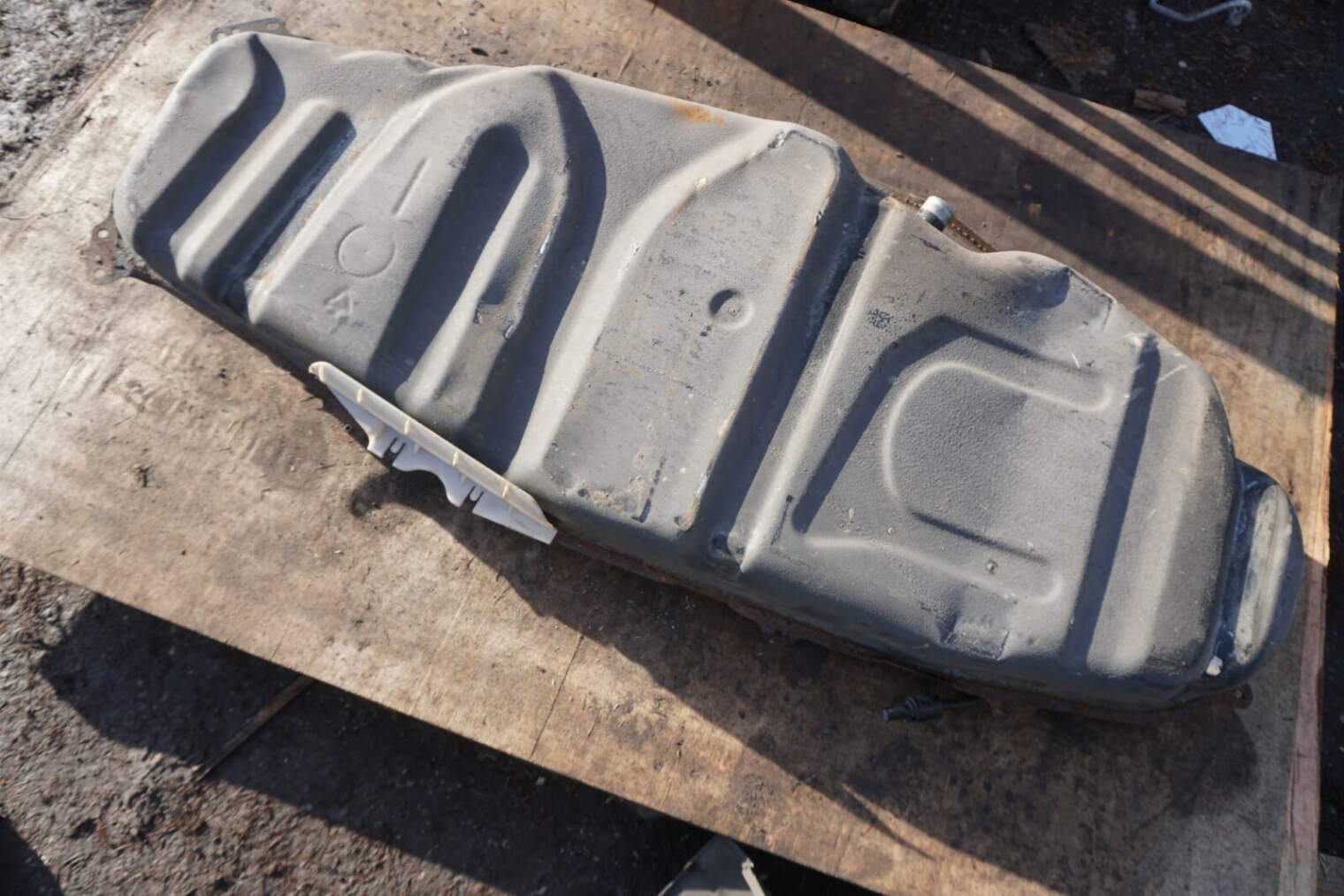 Toyota Rav III 2006-2013r 2.2 Diesel Zbiornik Paliwa 7700142163 ; 7701042040 - obrazek 5