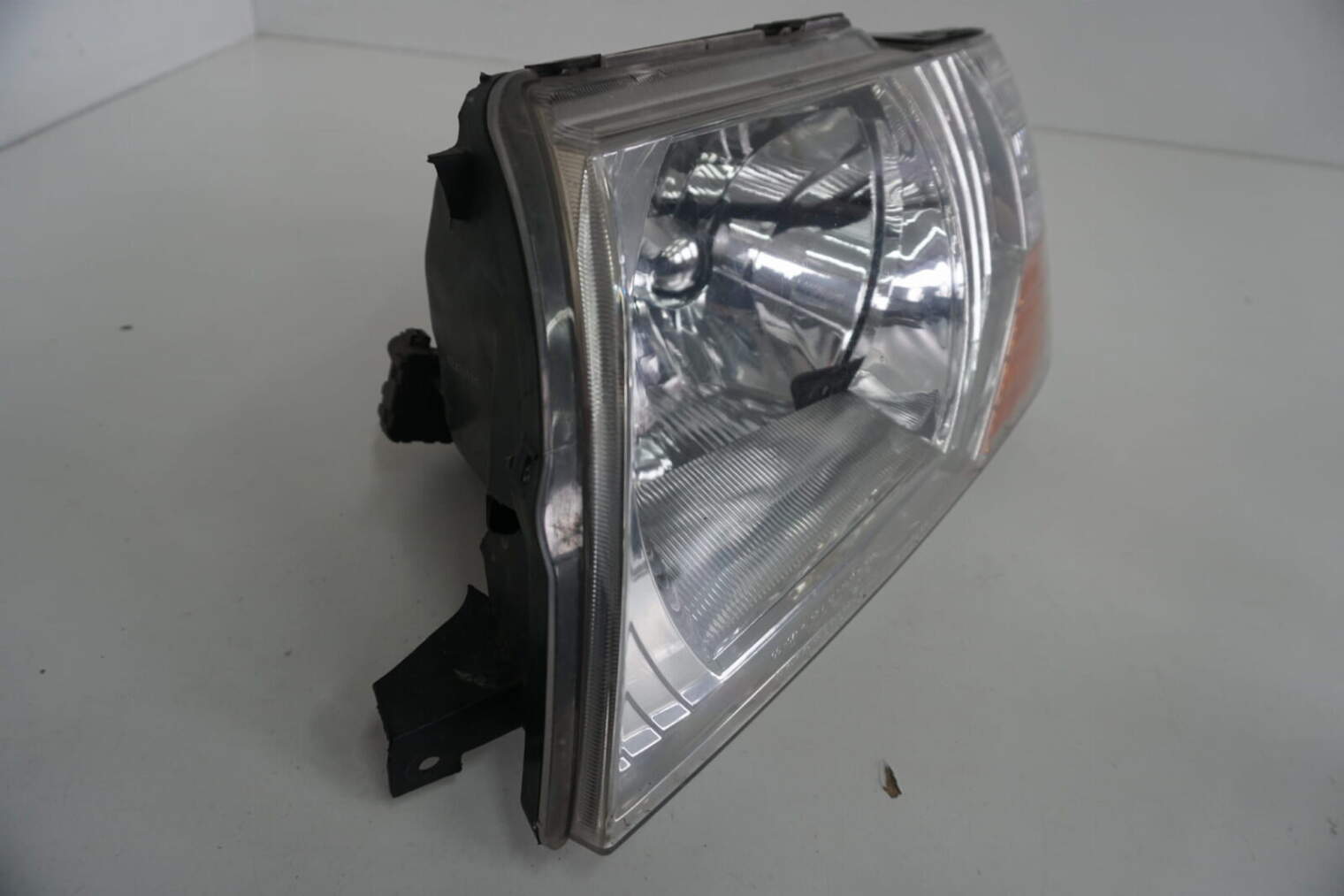 Mitsubishi Pajero III Lampa Lewa Przednia Europa Mn133751 - obrazek 2