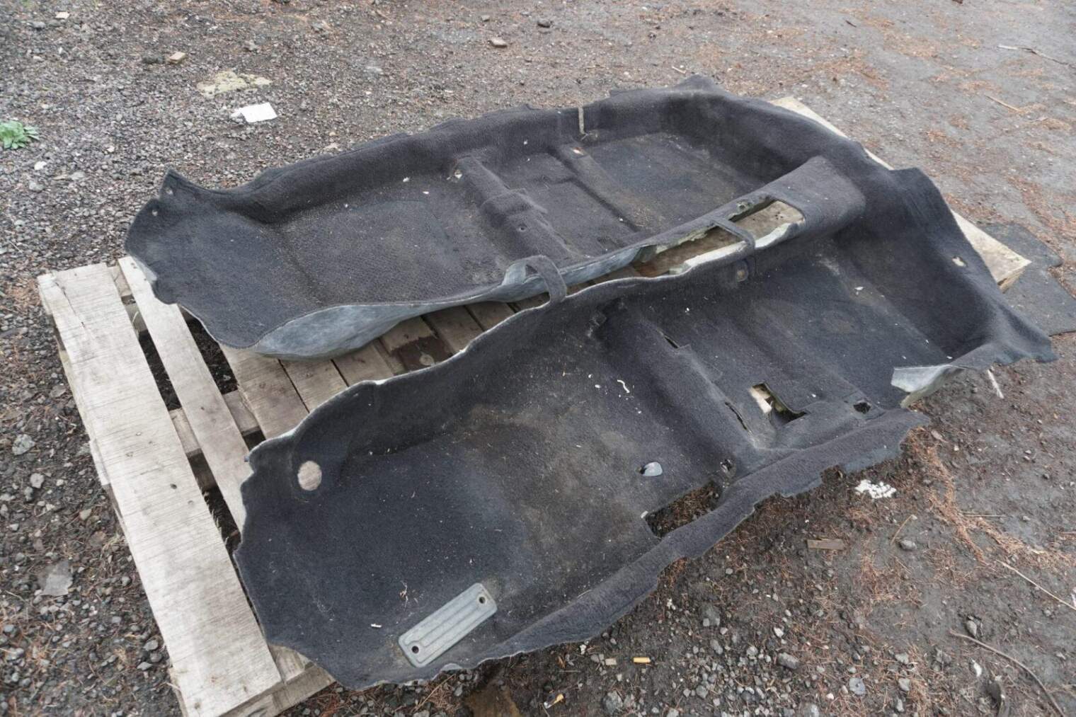 Subaru Legacy IV Sedan 2004-2008r Wykładzina Dywan Podłogi 95011ag51bjc