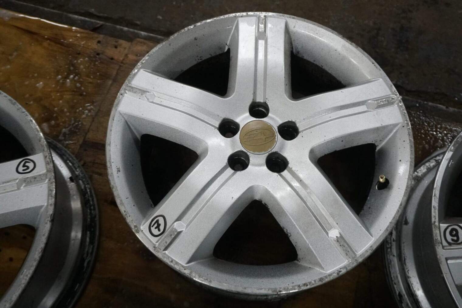 Subaru Forester Sg II Felga B61 5x100 17x7j Enkei 28111sa130 - obrazek 20