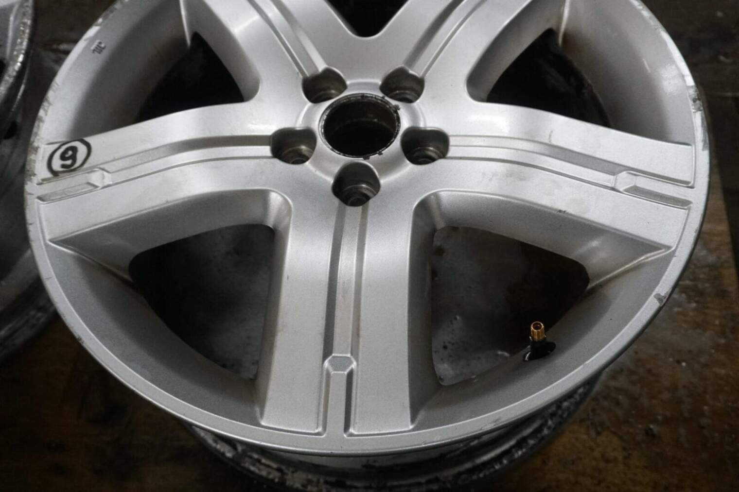 Subaru Forester Sg II Felga B61 5x100 17x7j Enkei 28111sa130 - obrazek 27