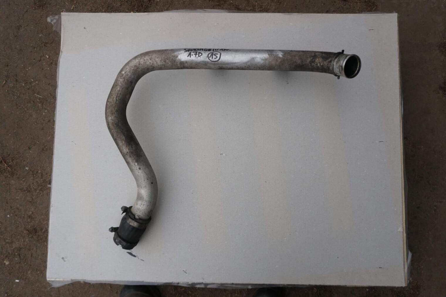 Kia Sportage III Rura Przewód Chłodnicy Aluminiowy 28250-2a850