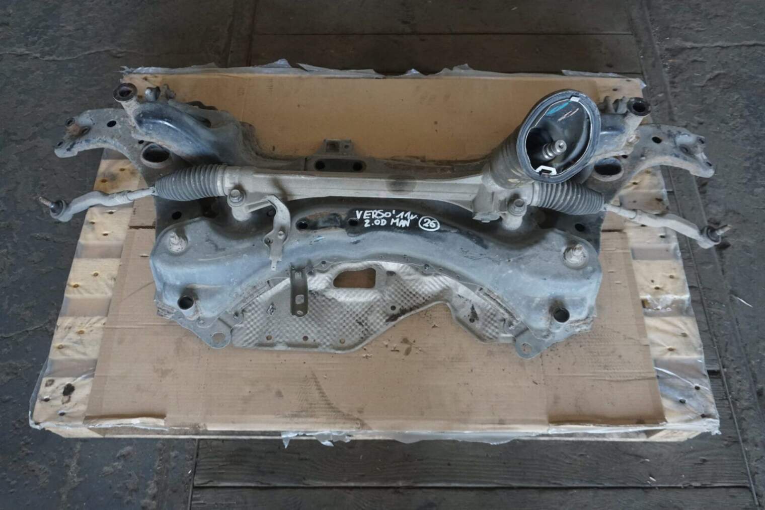 Toyota Verso Belka Zawieszenia Przedniego Sanki Wózek 5120102101 ; 5120102102