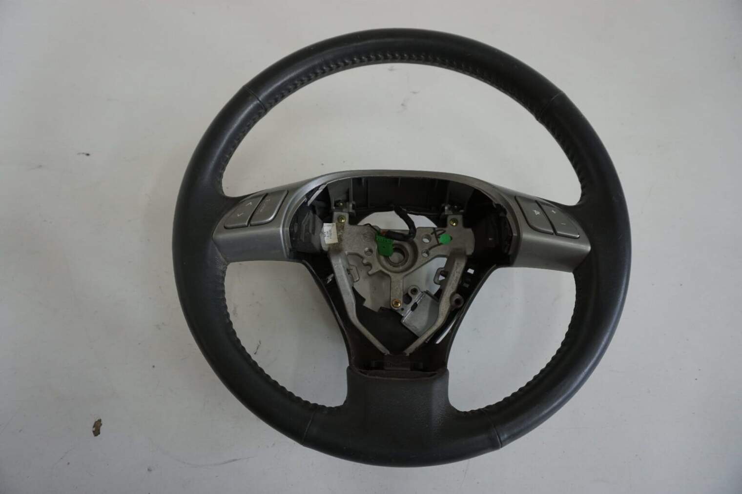 Subaru Tribeca B9 Kierownica Multifunkcyjna Skora Nr.478