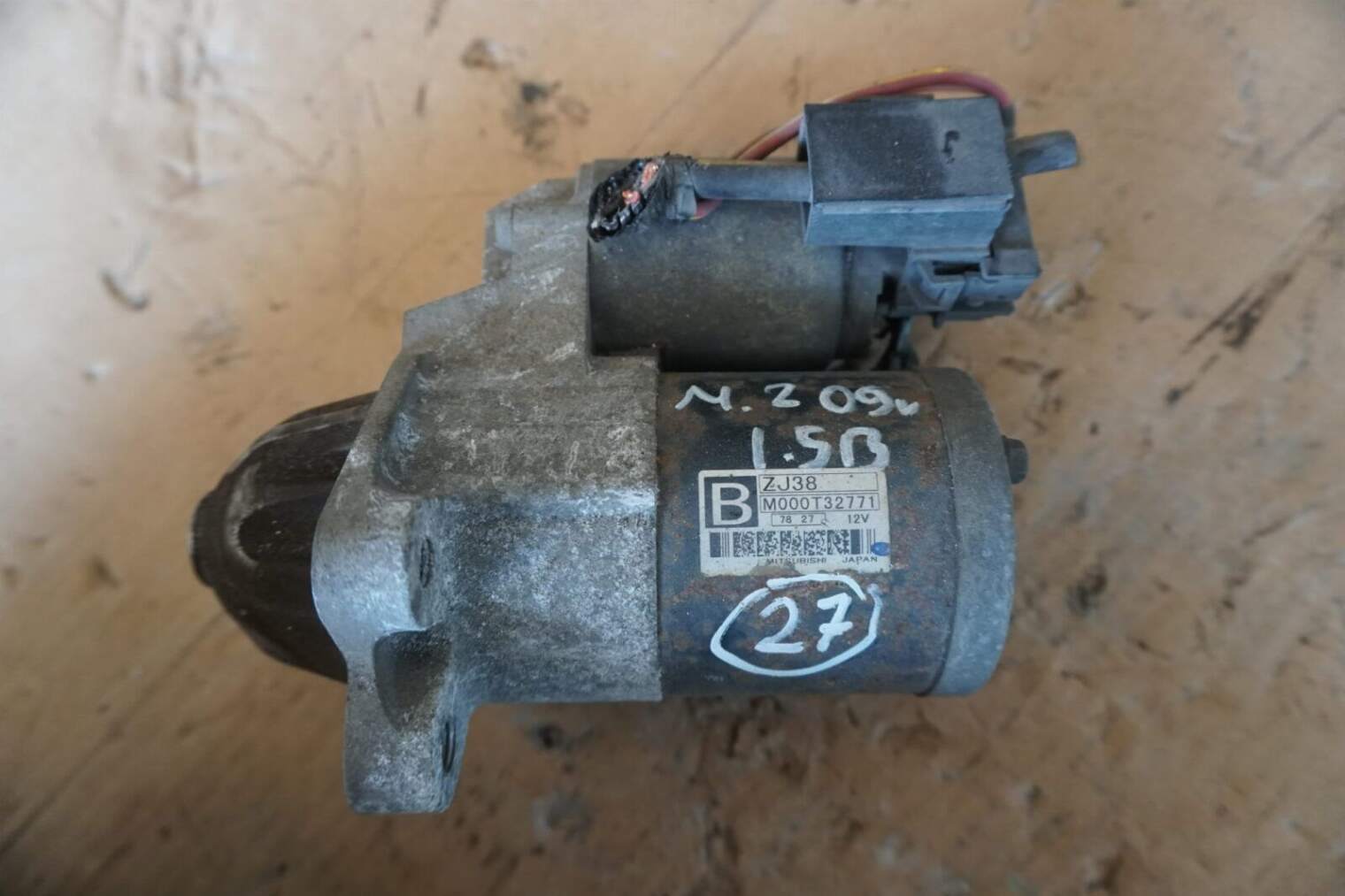 Mazda 2 II De Rozrusznik Zj38 M000t32771
