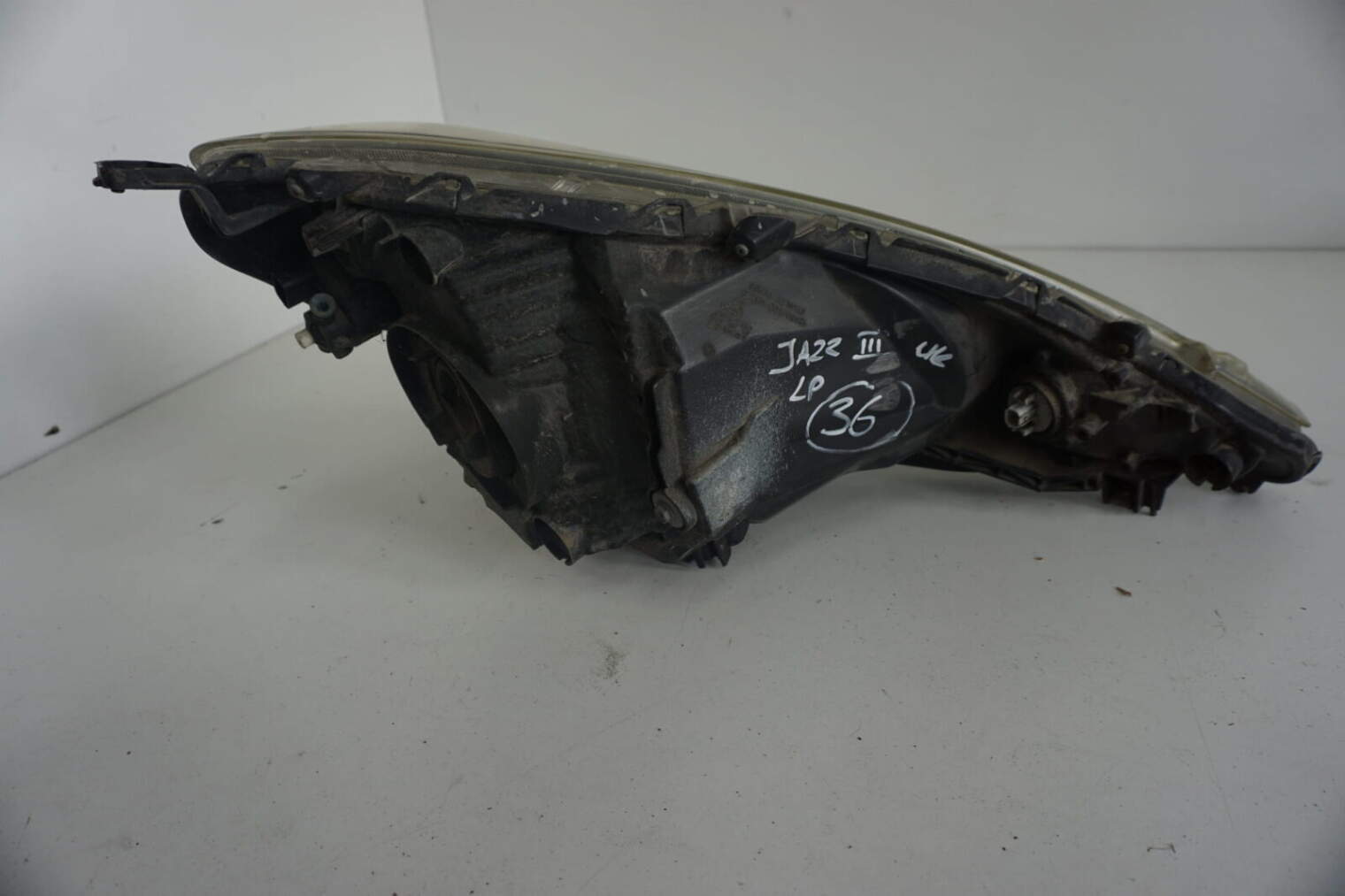 Honda Jazz III Lampa Przednia Lewa Nr.36 - obrazek 5