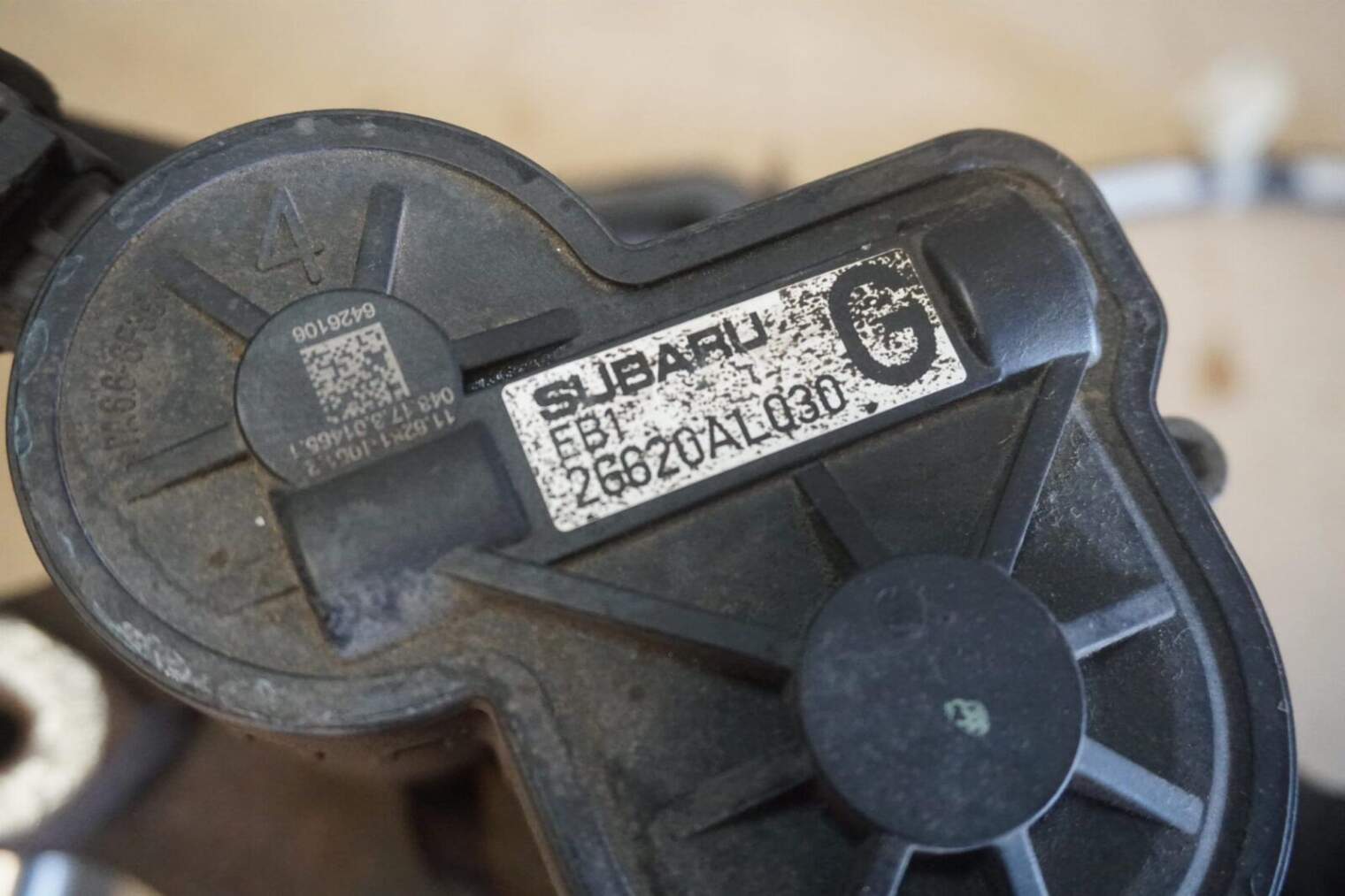SUBARU LEVORG ZACISK TYLNY LEWY LINKA HAMULCOWA 26620AL030 26018VA010 - obrazek 5
