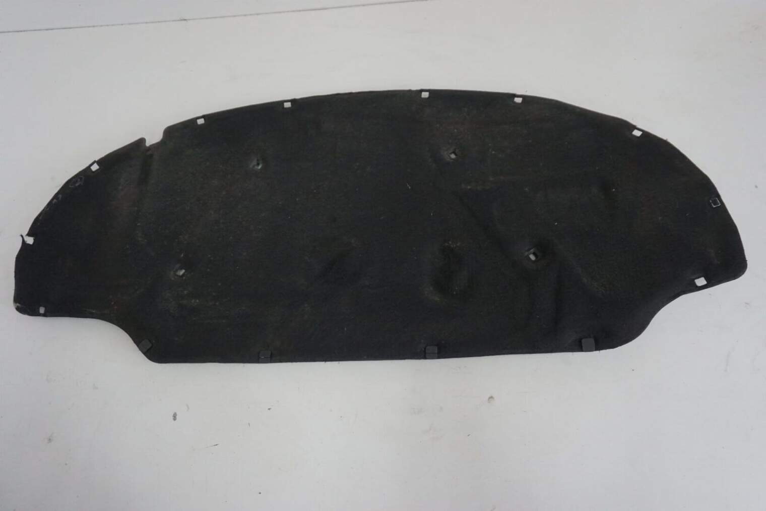 AUDI A3 8P WYGLUSZENIE WYCISZENIE MASKI PODBITKA 8P0868825G