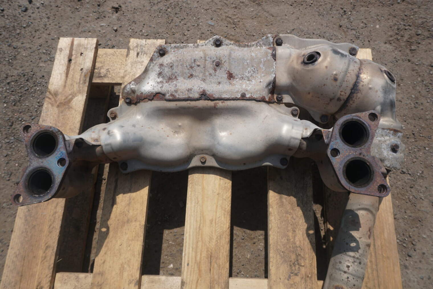 SUBARU FORESTER IV SJ 2.0B FB20 KOLEKTOR WYDECHOWY KATALIZATOR 44620AD740 ; 44620AD490 - obrazek 2