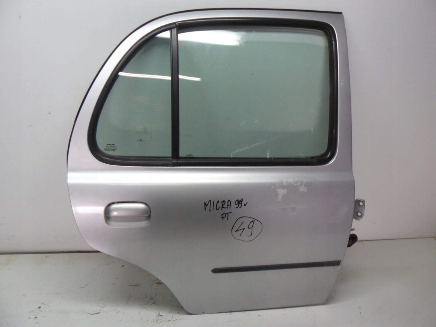 Nissan Micra K11 2001r Drzwi Prawe Tylne