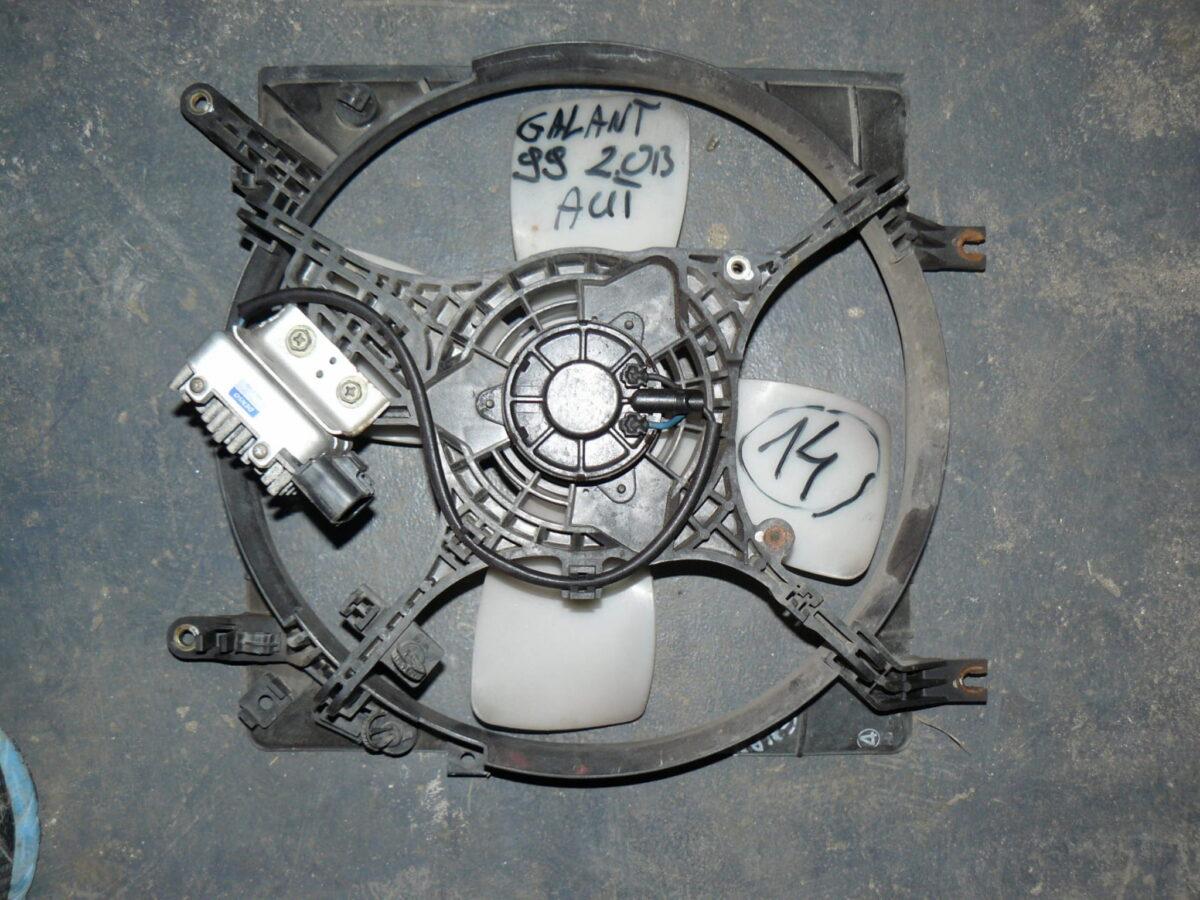 Mitsubishi Galant 1999r 2.0 Wentylator 104933-3022