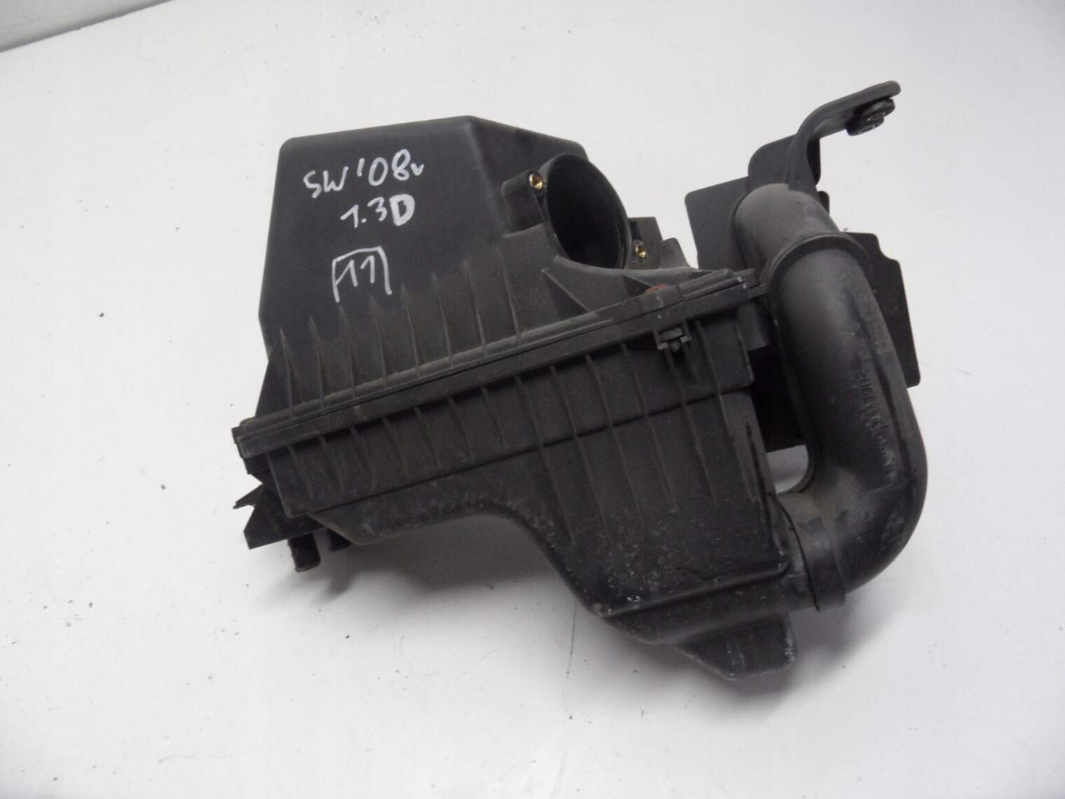 Suzuki Swift Mk6 08r 1.3 D Obudowa Filtra 53k-A01