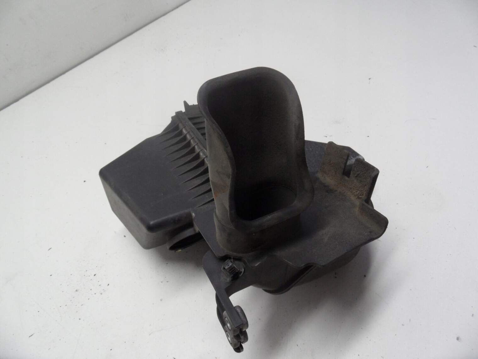 Suzuki Swift Mk6 08r 1.3 D Obudowa Filtra 53k-A01 - obrazek 3