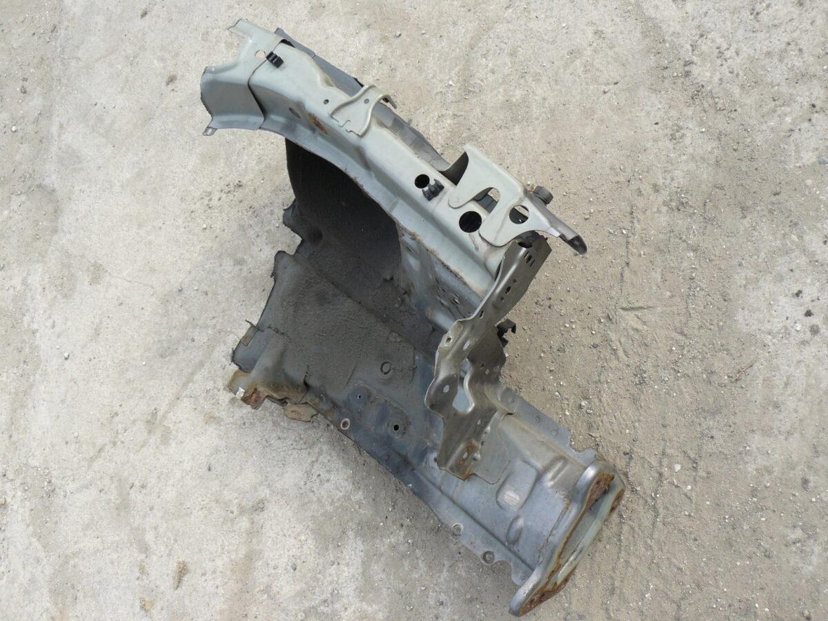 Mazda 3 2005 2006r 1.6b Podłużnica Prawa - obrazek 2