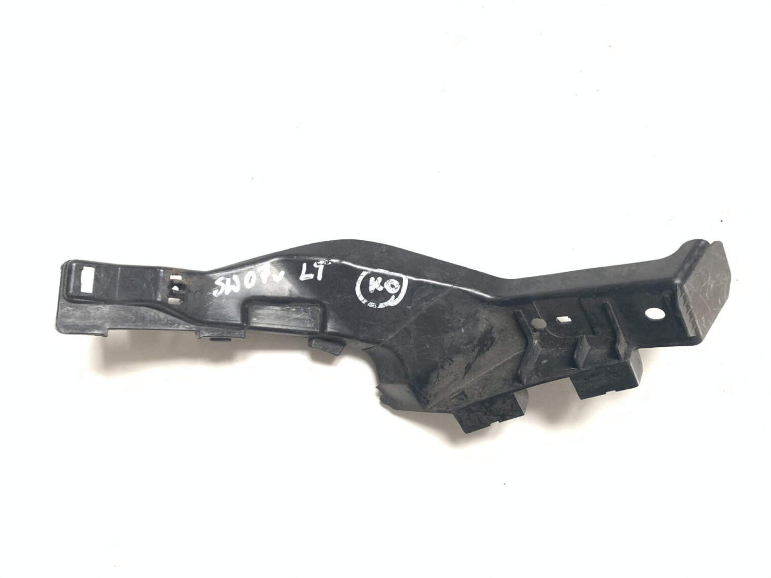 Suzuki Swift Mk6 2007r Ślizg Zderzaka Lewy Tył