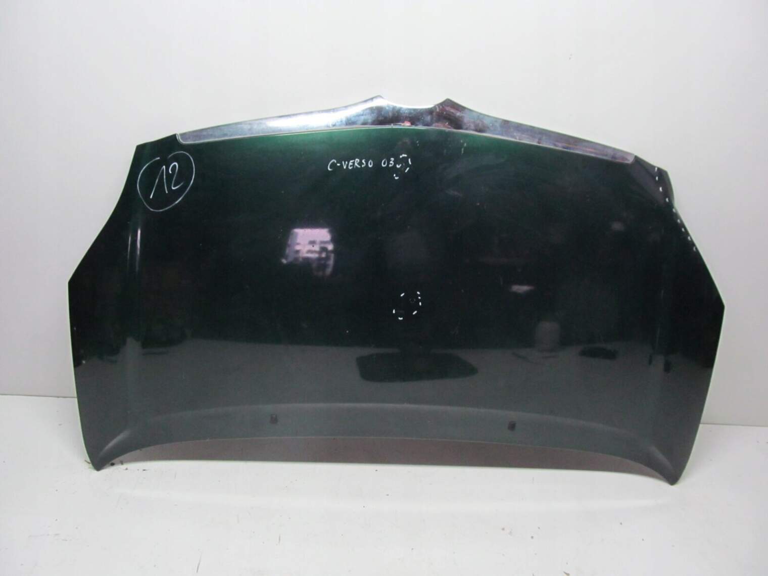 Toyota Corolla Verso I 2002r Maska Kołor 6r4