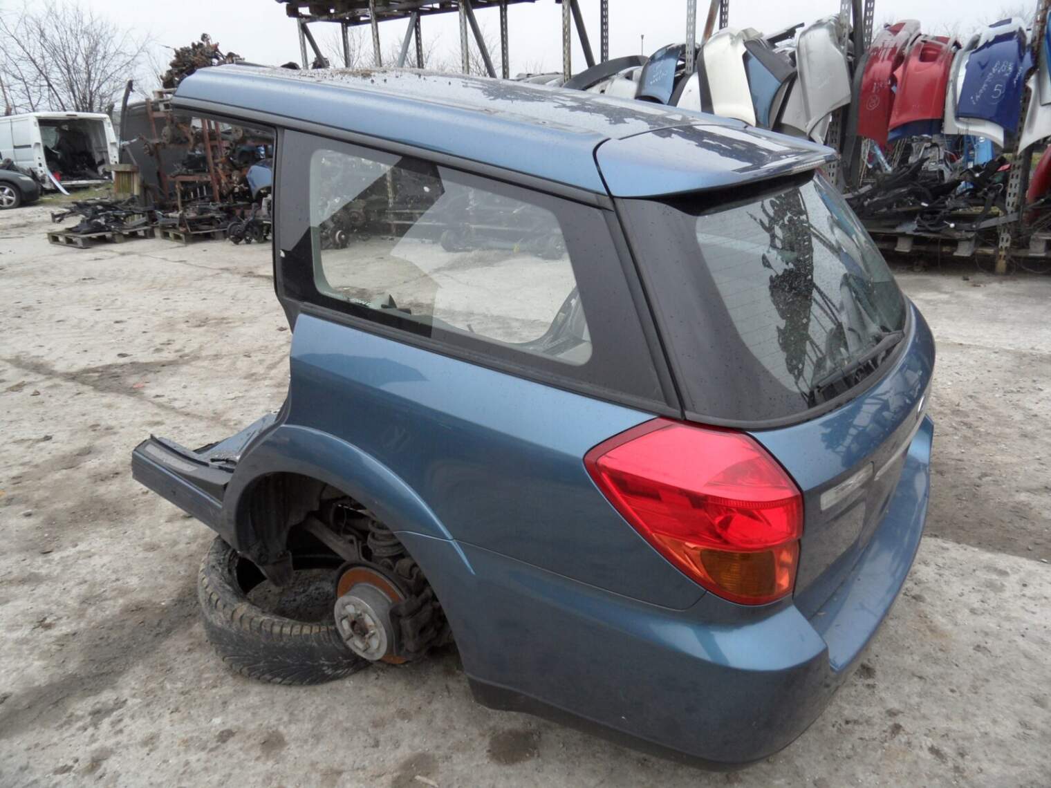 Subaru Outback IV Zderzak Klapa Bagażnika Tył 33a - obrazek 3