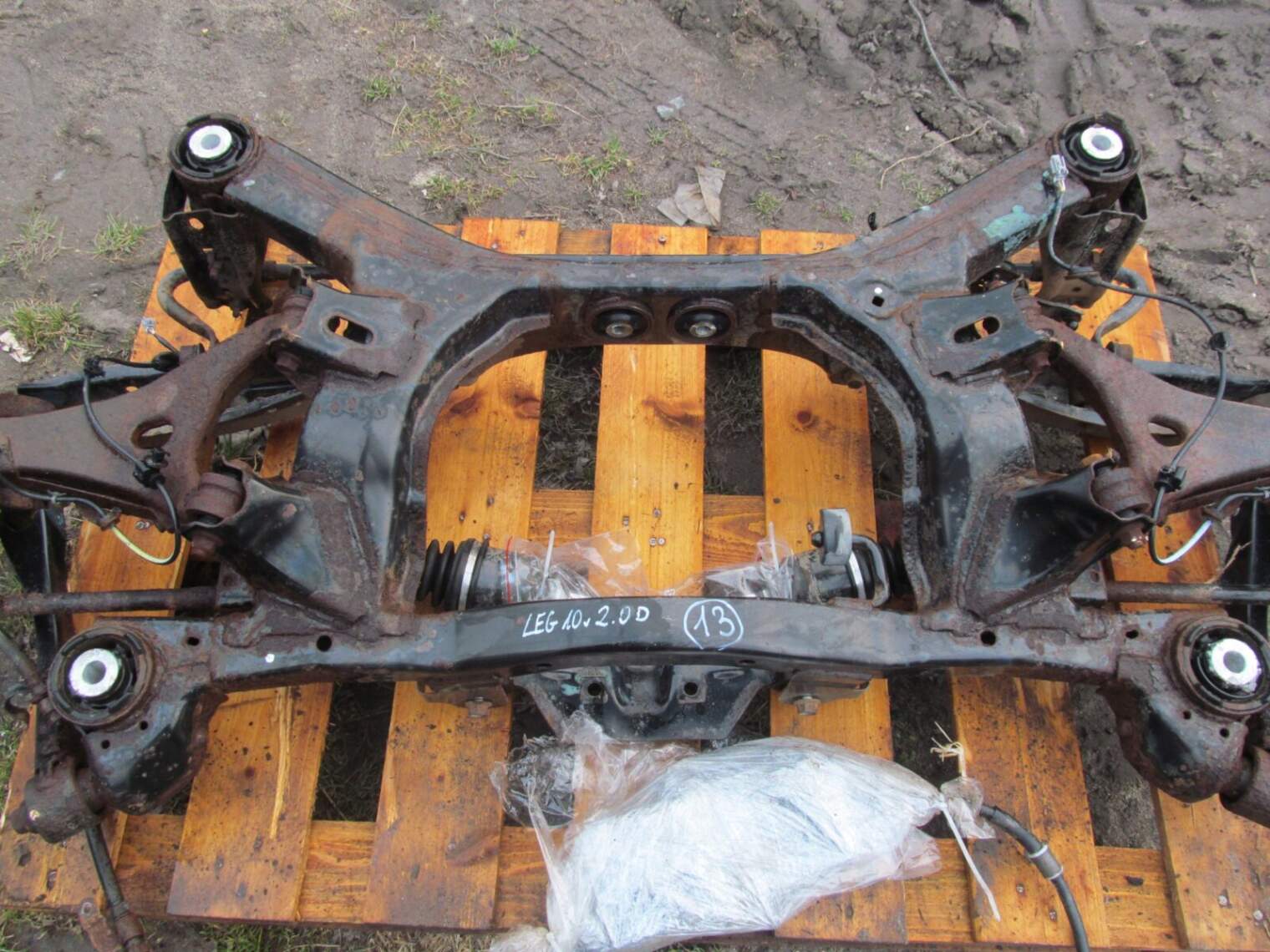 Subaru Legacy V 2010r Belka Sanki Wahacz Piasta - obrazek 4