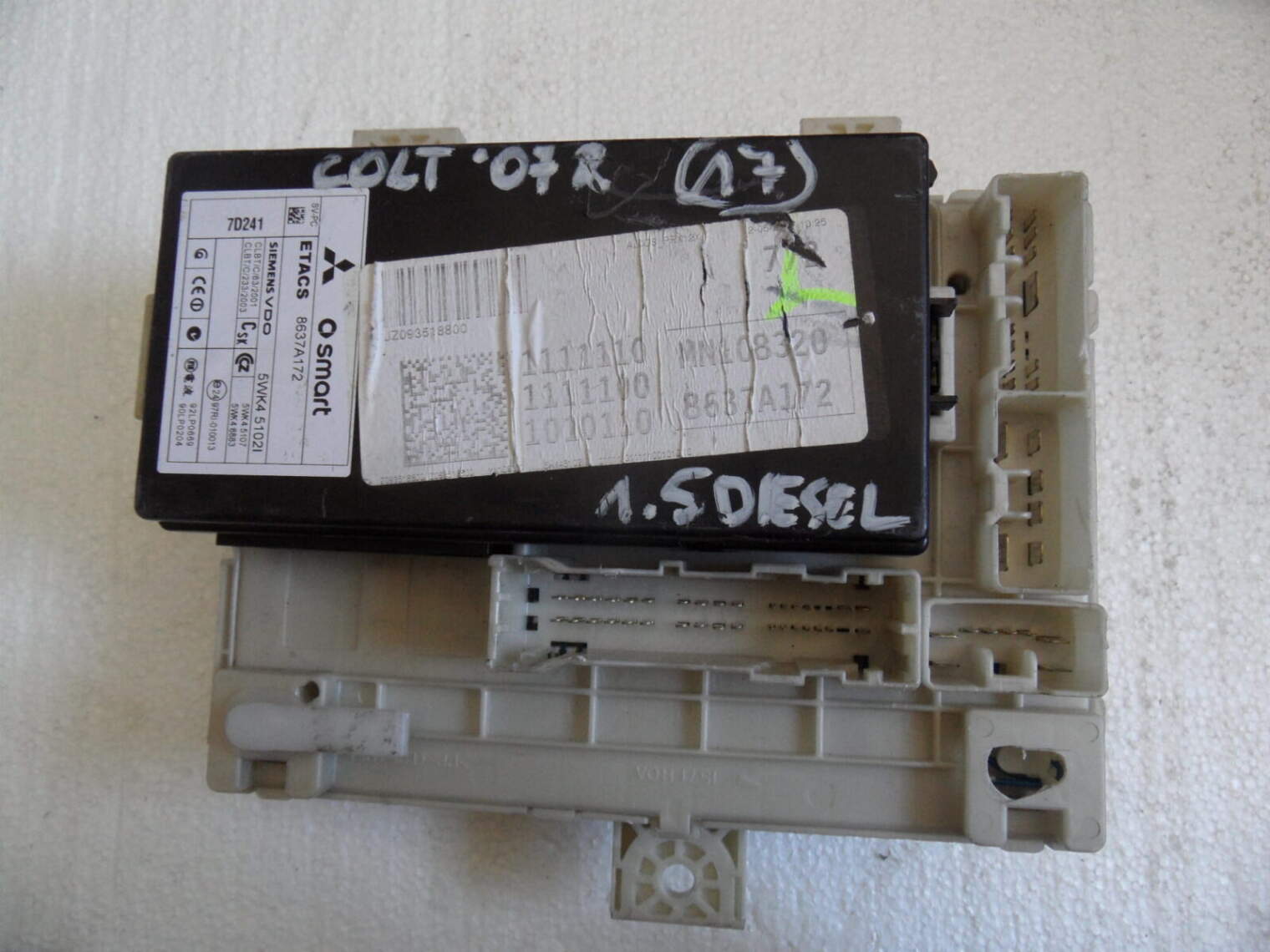 Mitsubishi Colt Cz 07r 1.5d Bezpieczniki Moduł Sterownik Mn108320 8637a172
