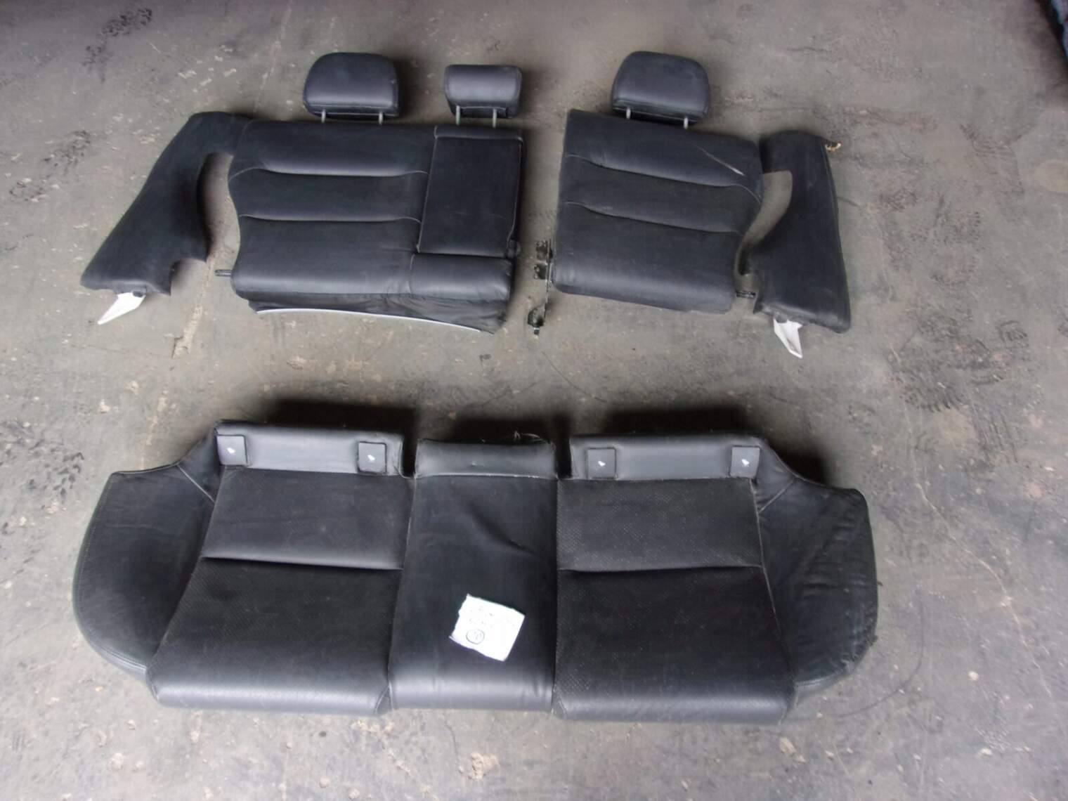 Subaru Legacy Outback IV Fotele Kanapy Tył Skóra