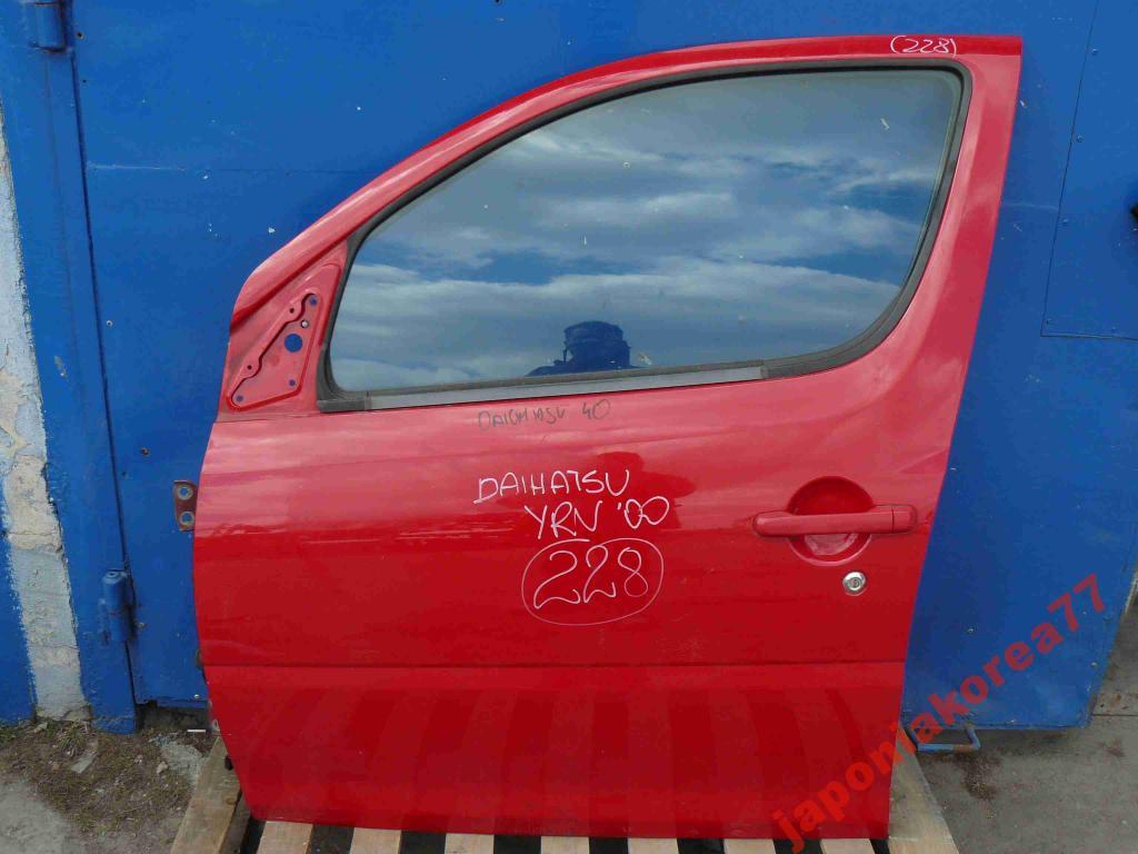 Daihatsu Yrv Drzwi Lewe Przednie CZERWONE 2000rok