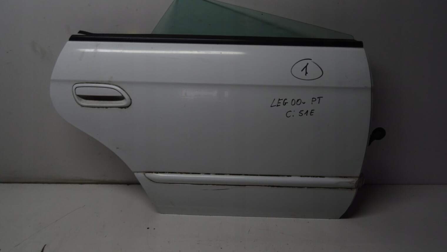 Subaru Legacy III 00r Drzwi Prawy Tył Kołor 51e