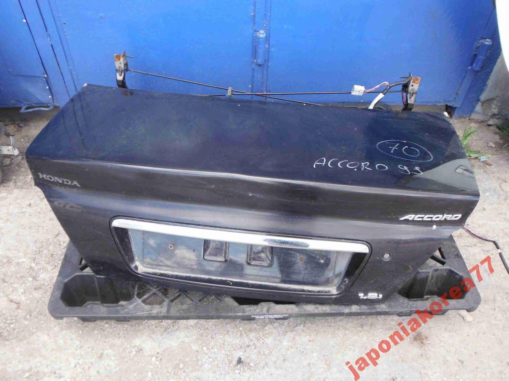 Honda Accord VI 2000r Sedan Klapa Tylna