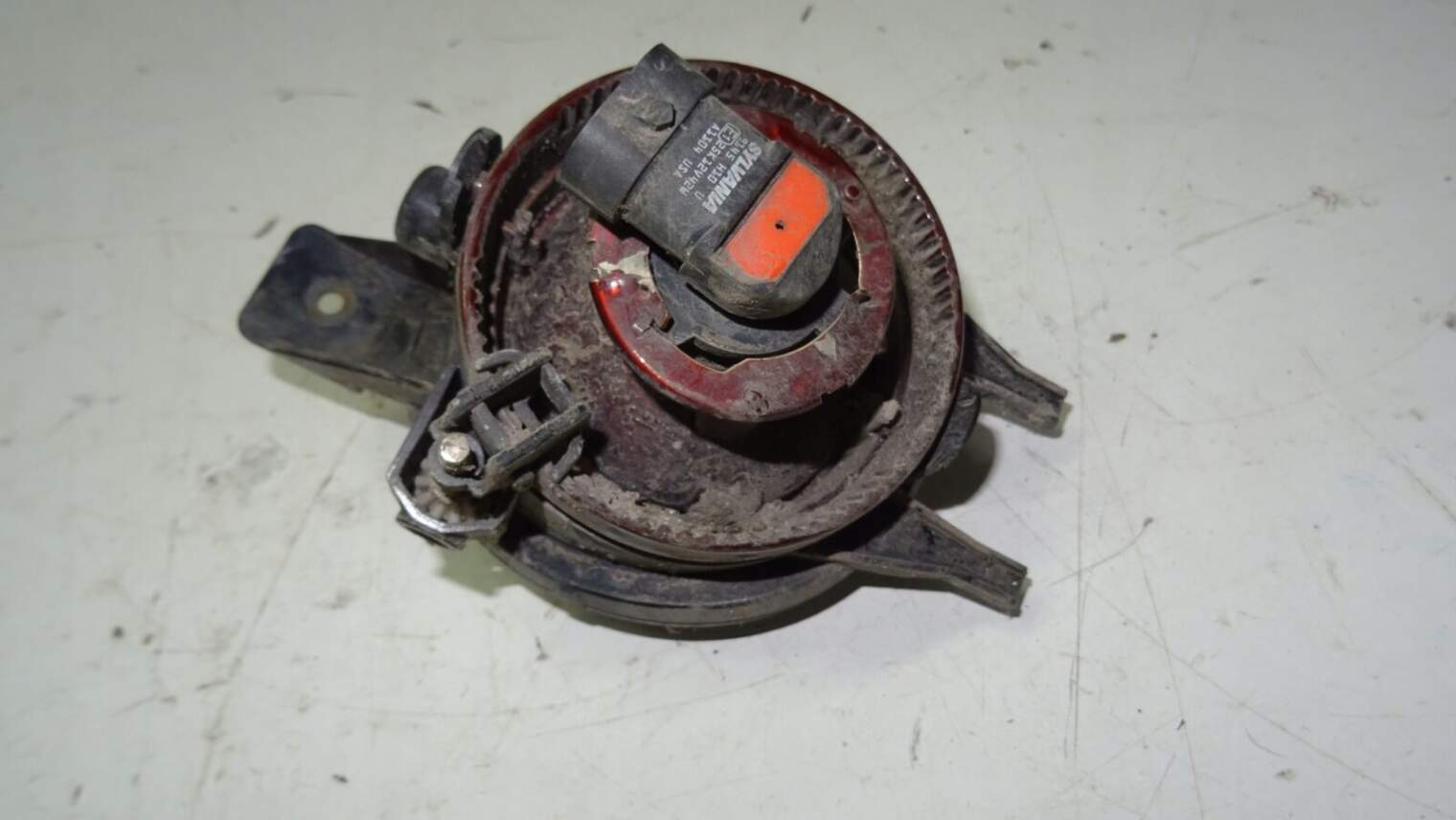 Toyota Yaris I 2005r Halogen Prawy - obrazek 2