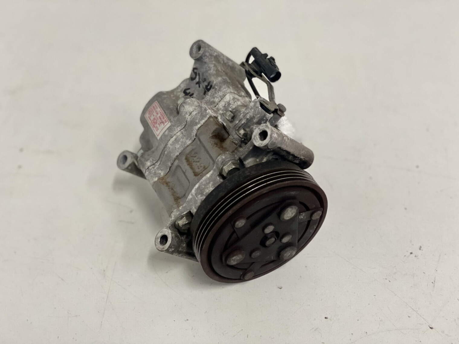 Suzuki Sx4 Kompresor Klimatyzacji 95201-63j1a
