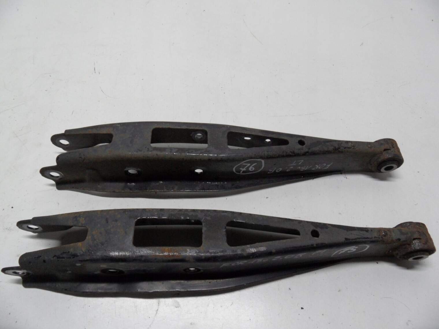 Subaru Forester III Sh Wahacz Tylny Lewy Prawy OEM