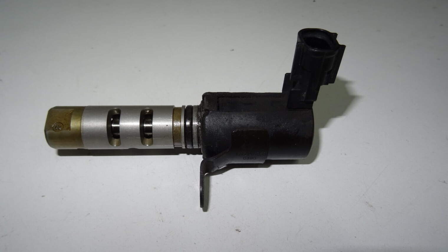 Subaru Zawór Czujnik Zmiennych Faz 10921aa050
