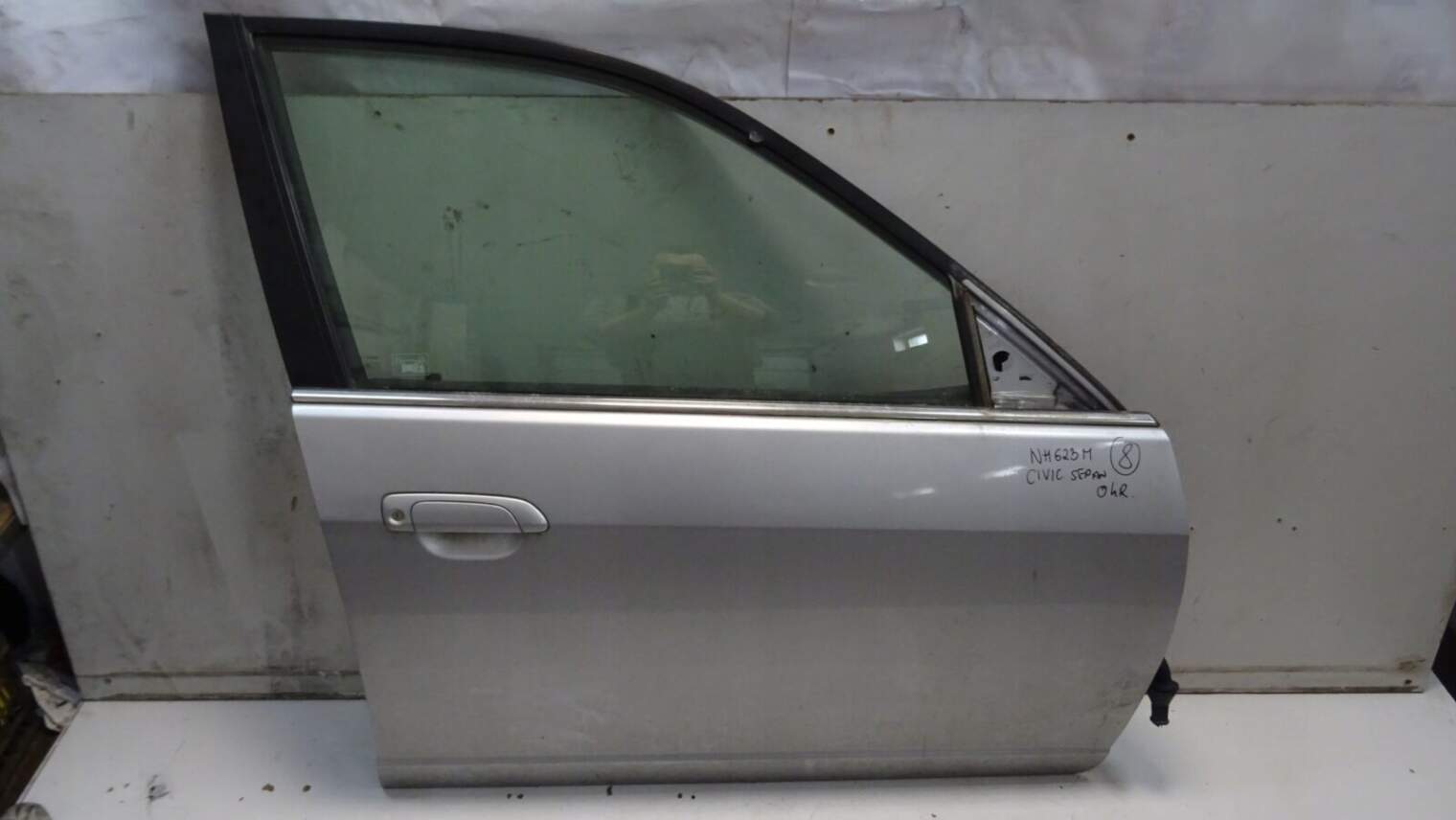 Honda CIVIc VII 2003r Sedan Drzwi Prawe P Nh623m