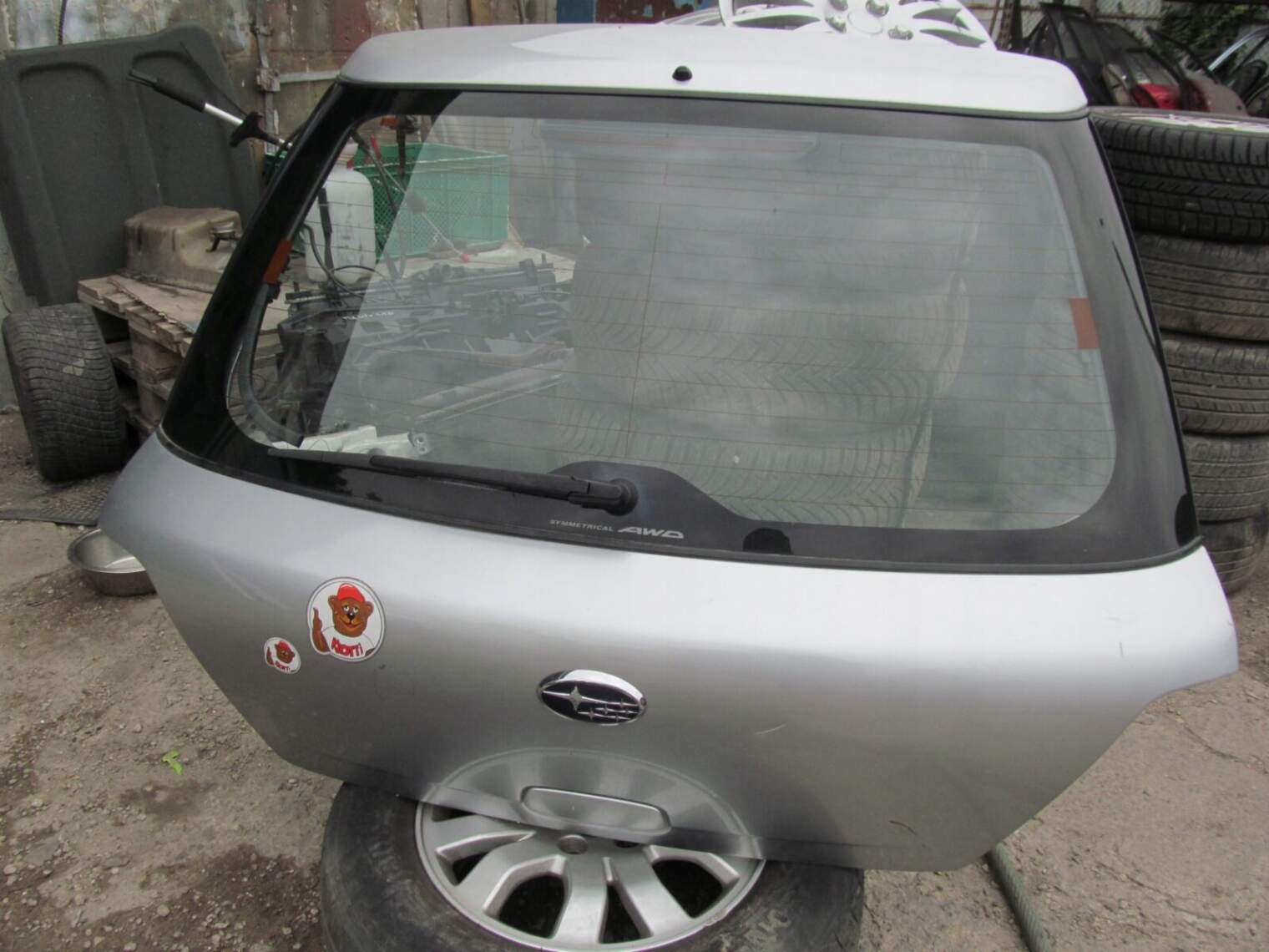 Subaru Impreza Gd 2006r Klapa Szyba Bagażnika 01g