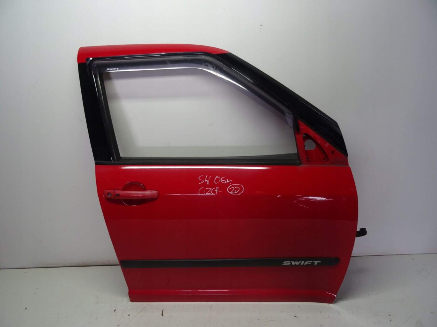 Suzuki Swift Mk6 III Drzwi Prawe Przednie Zcf ; 68001-62J00