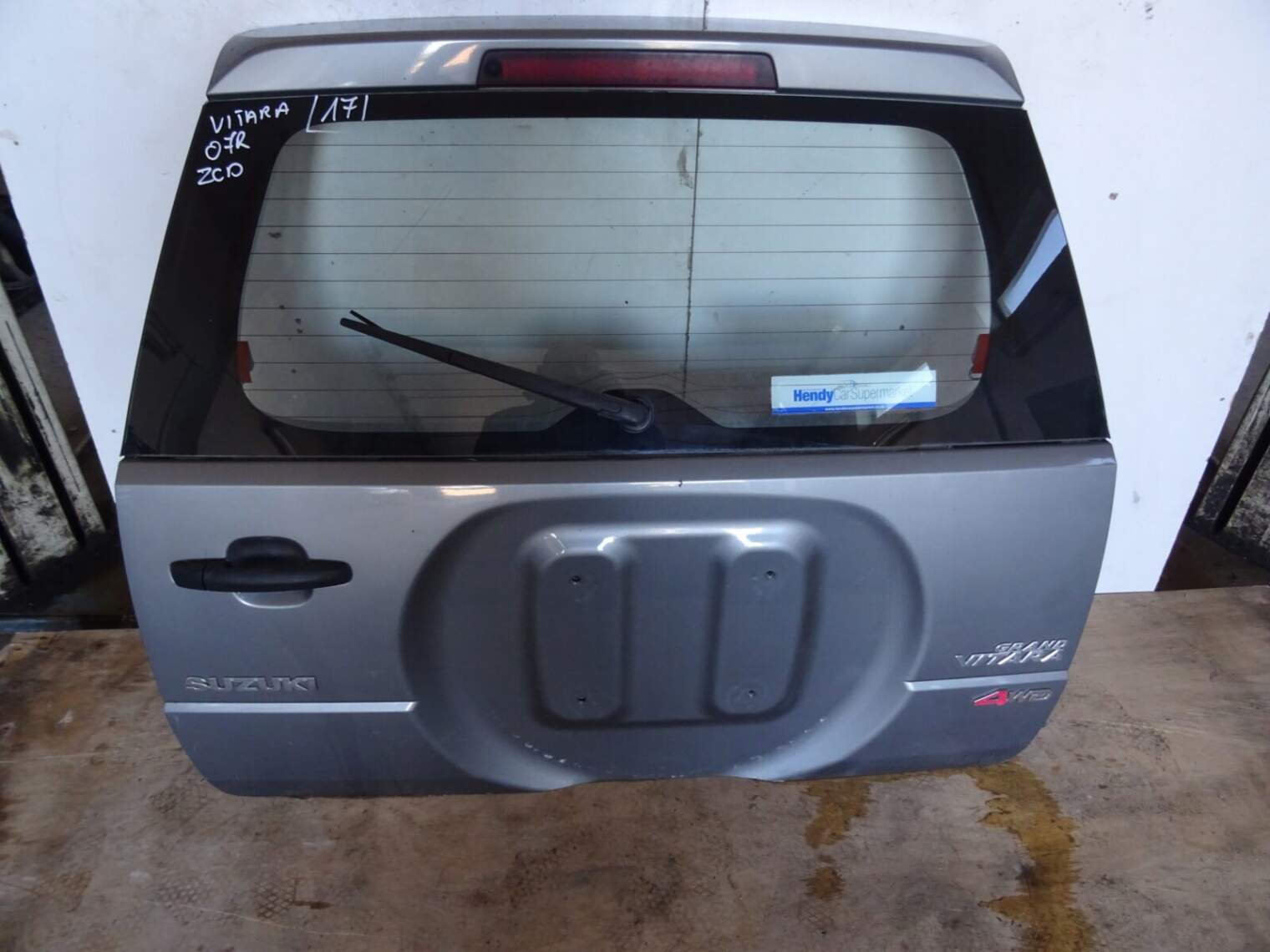 Suzuki Grand VItara II Klapa Bagażnika Szyba Zcd 8458065j00 ; 69100-65830