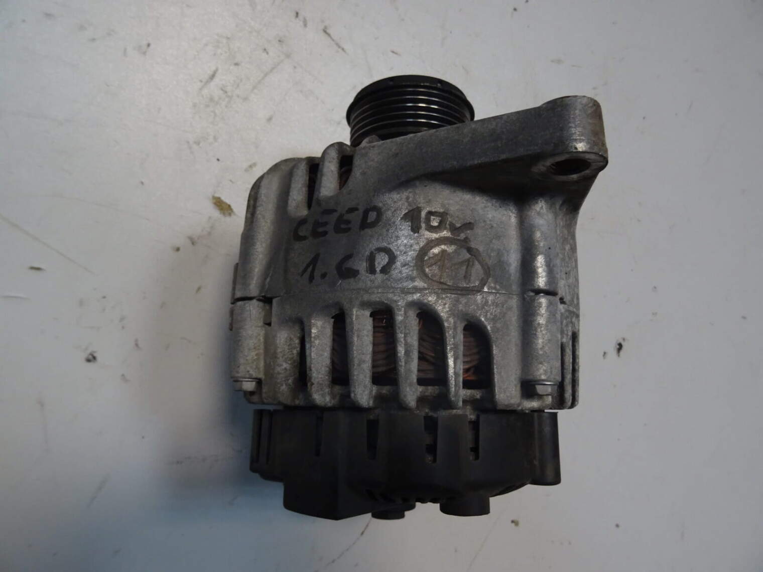 Kia Ceed Alternator 37300-2a600 Nr.11