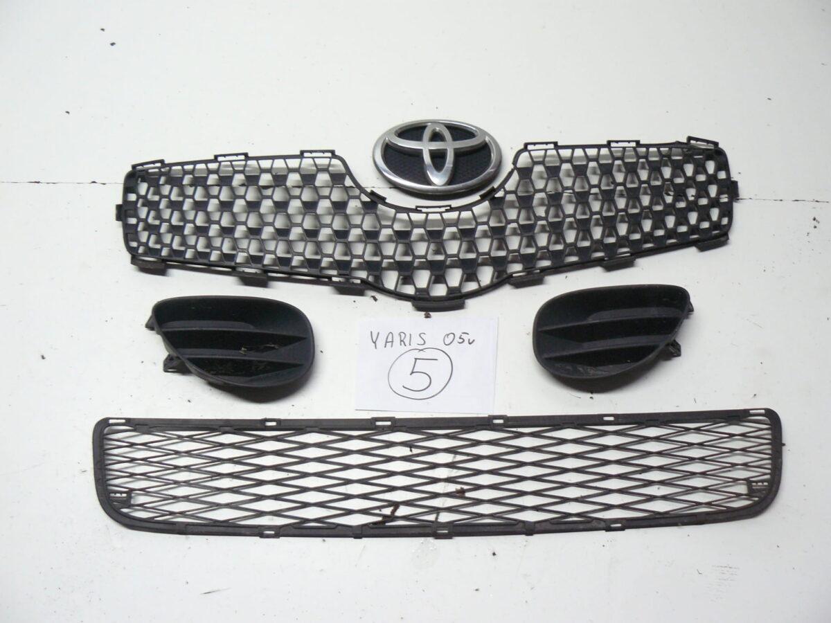 Toyota Yaris 2005r Atrapa Grill Zaślepki