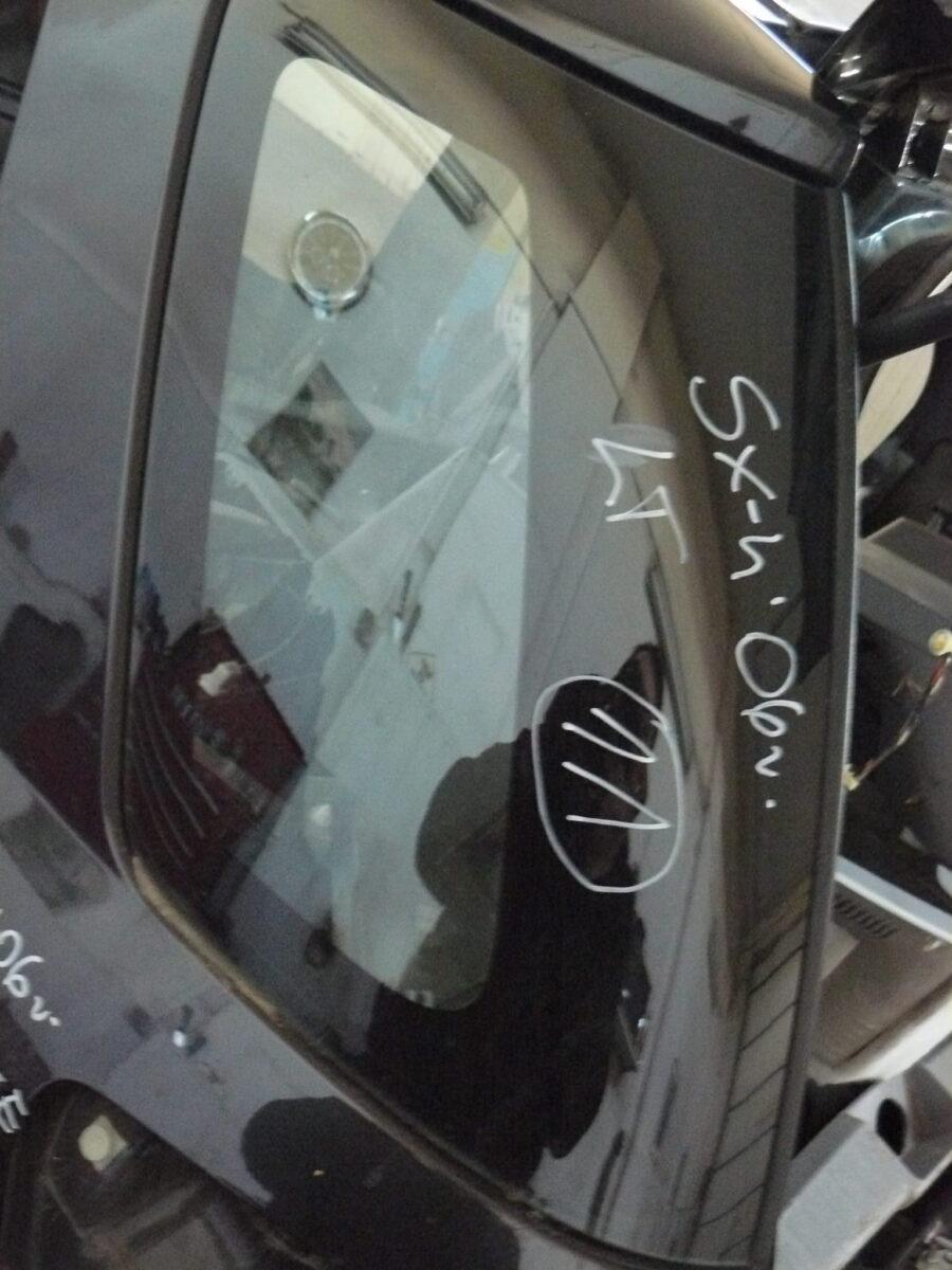 Suzuki Sx-4 2006r Szyba Karoseryjna Lewa