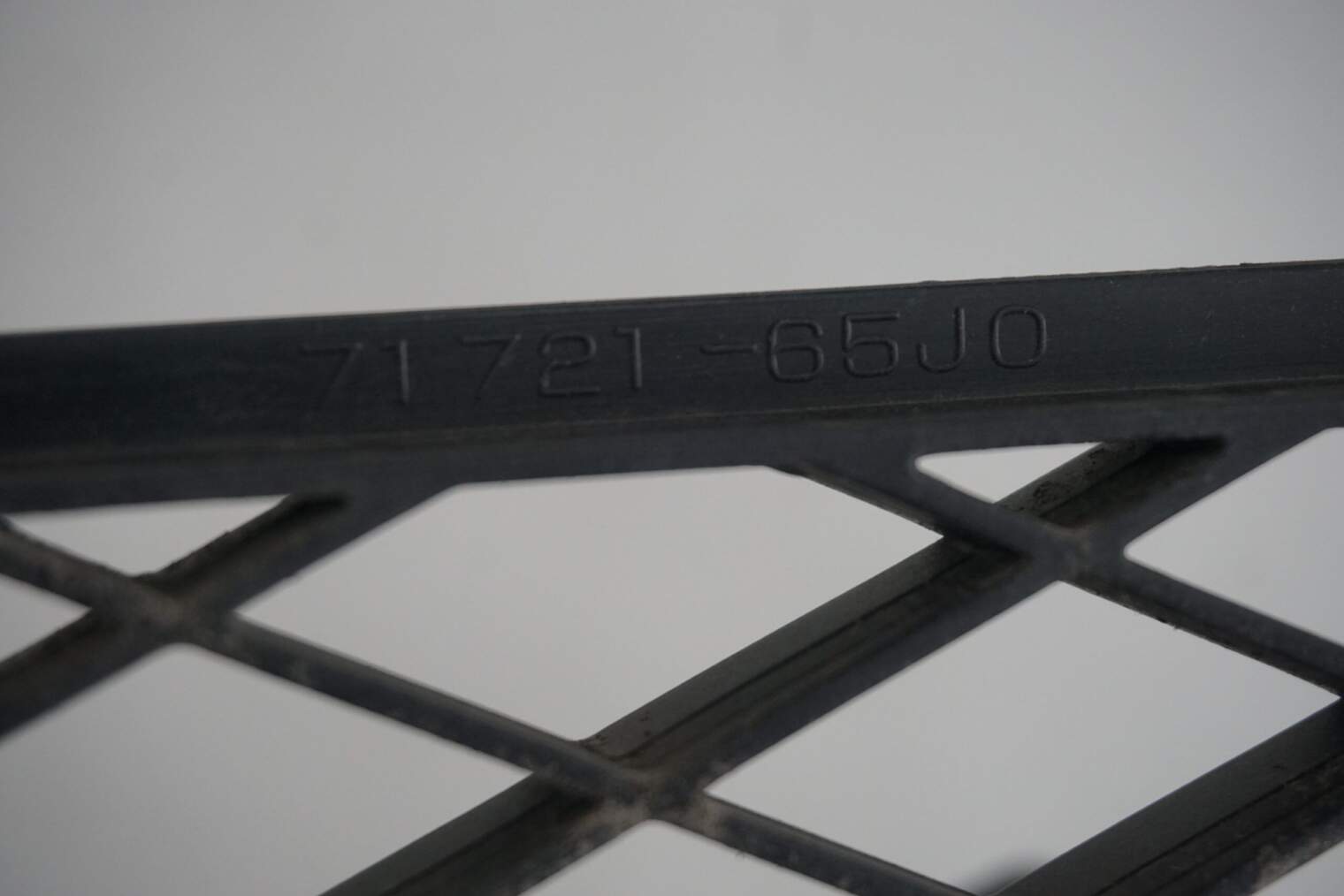 SUZUKI GRAND VITARA II KRATKA ZDERZAKA 71721-65J0 - obrazek 6