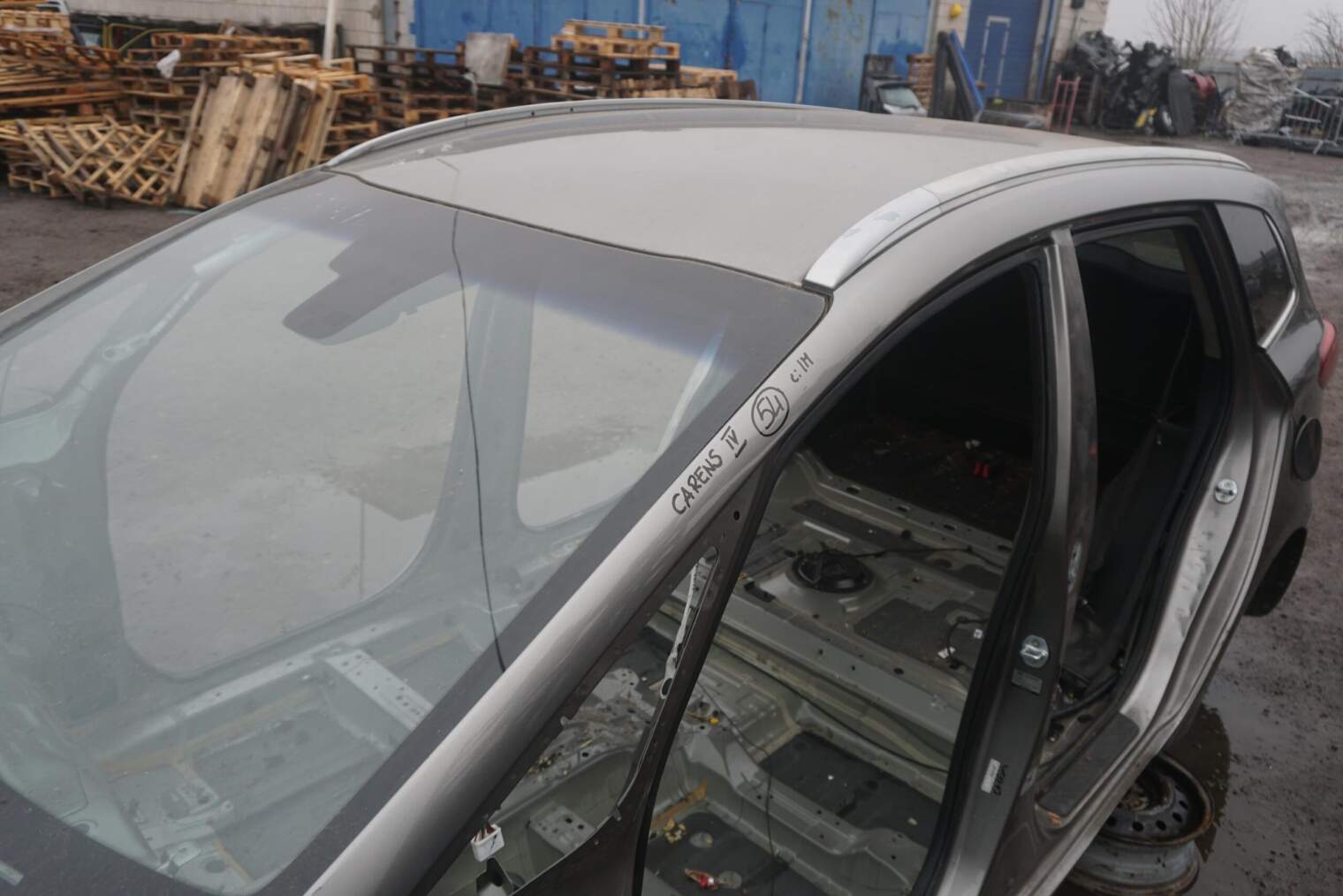 KIA CARENS IV 2013-2016R 1.6GDI DACH PODSUFITOWKA POSUFITKA 85310A4240DCM 67111A4000