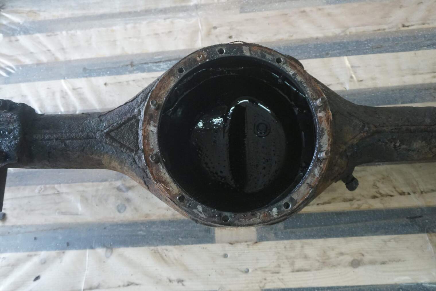 HYUNDAI I800 H1 07-15r 2.5CRDI OBUDOWA TYLNEGO MOSTU 521004H010 HOUSING ASSY-RR AXLE - obrazek 8