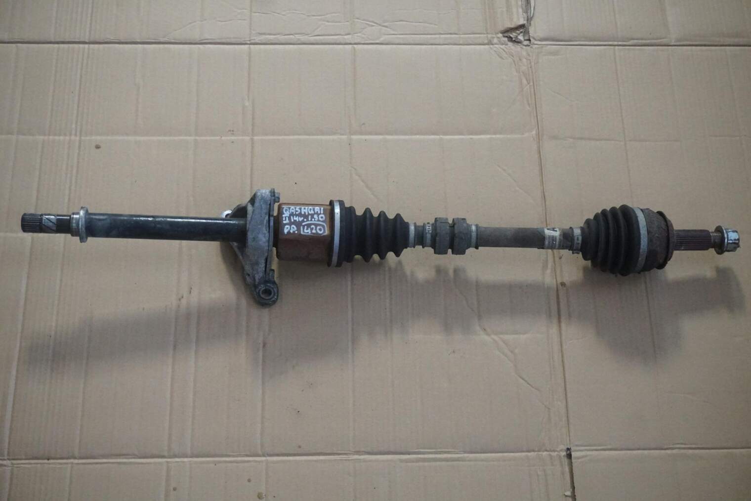 NISSAN QASHQAI II J11 2013-2017R 1.5DCI PRAWA POŁOŚ PRZEGUB PODPORA 391004EA0A